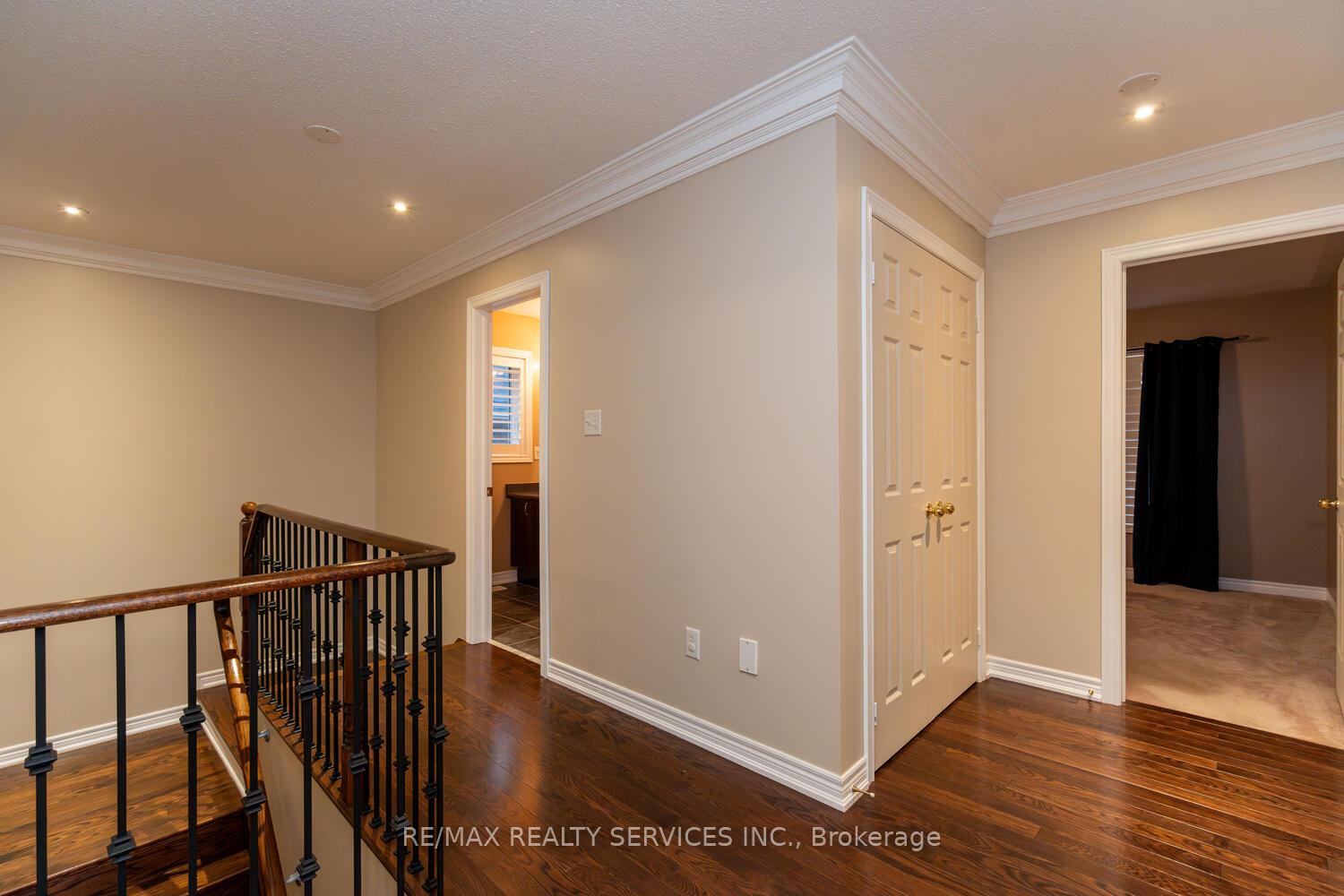 Photo 13 of 21 Whitbread Crescent, Ajax, Northeast Ajax — HOMEH