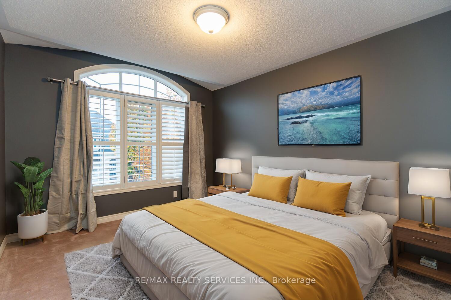 Photo 23 of 21 Whitbread Crescent, Ajax, Northeast Ajax — HOMEH