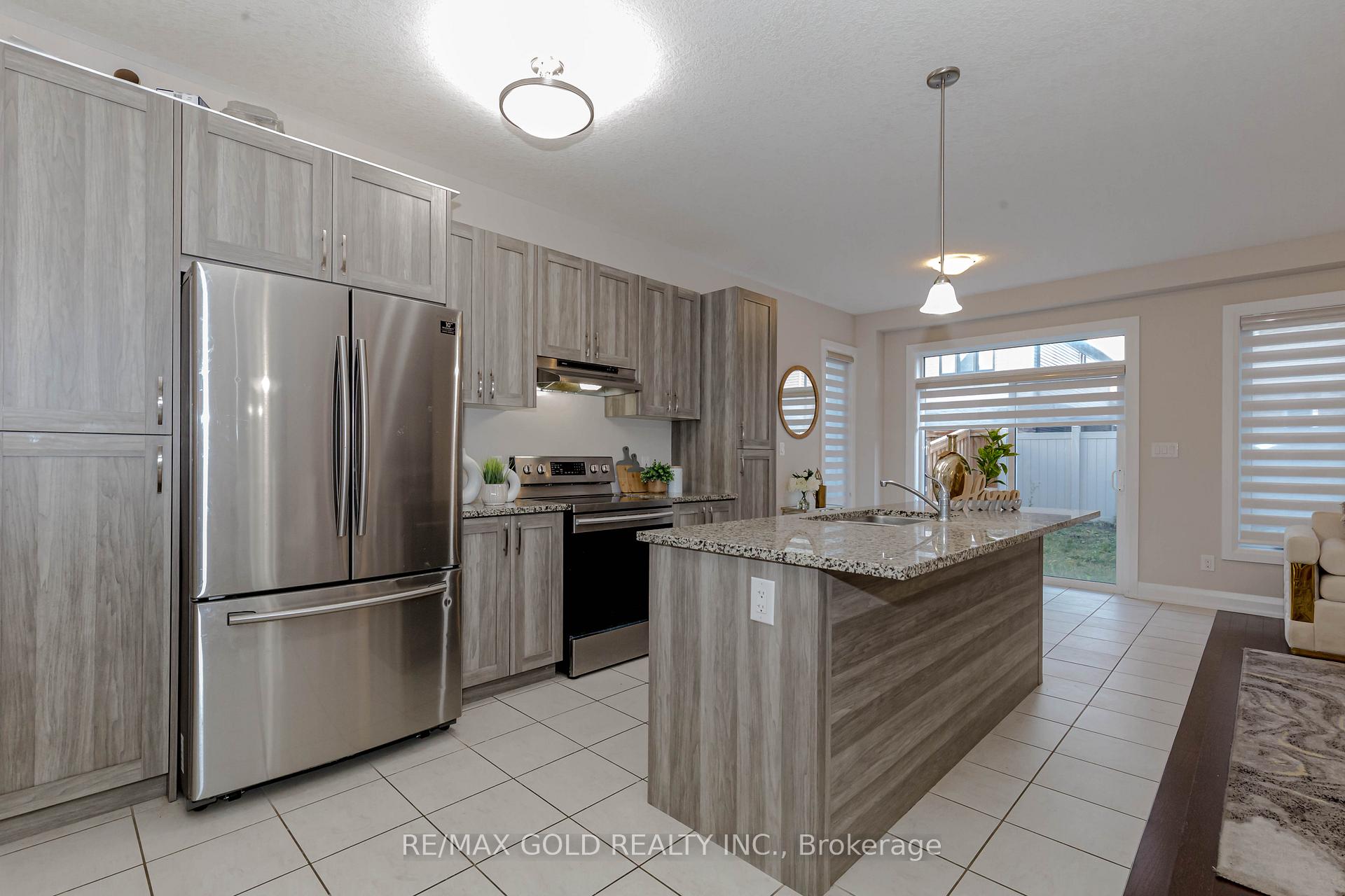Photo 8 of 238 Sedgewood Street, Kitchener — HOMEH
