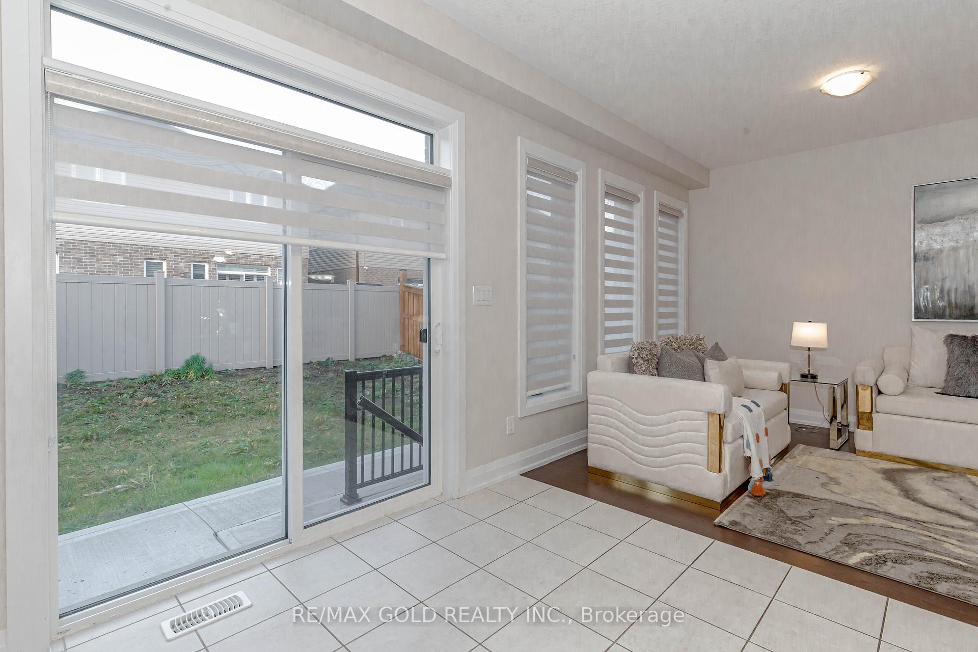 Photo 9 of 238 Sedgewood Street, Kitchener — HOMEH