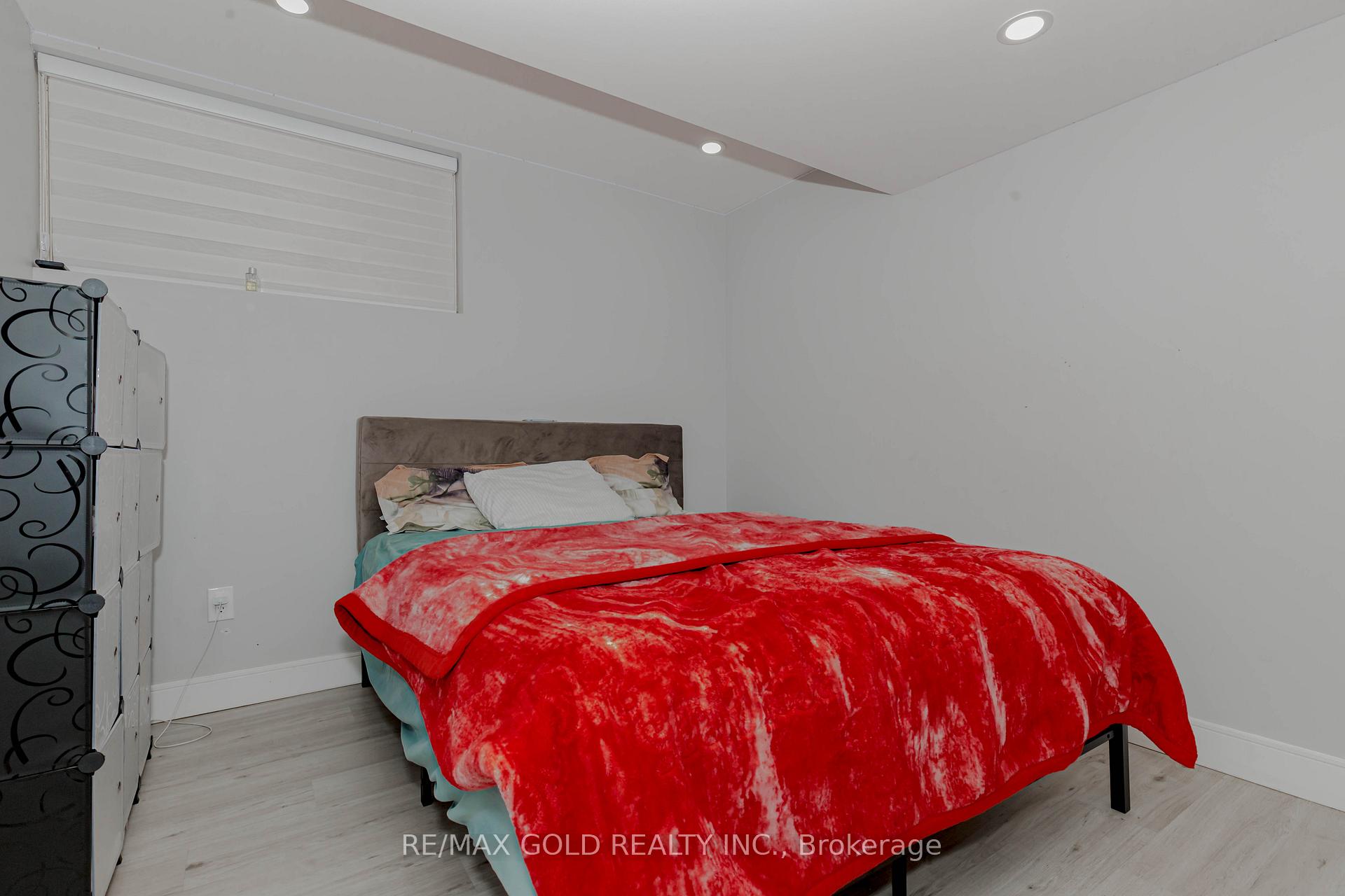 Photo 33 of 238 Sedgewood Street, Kitchener — HOMEH