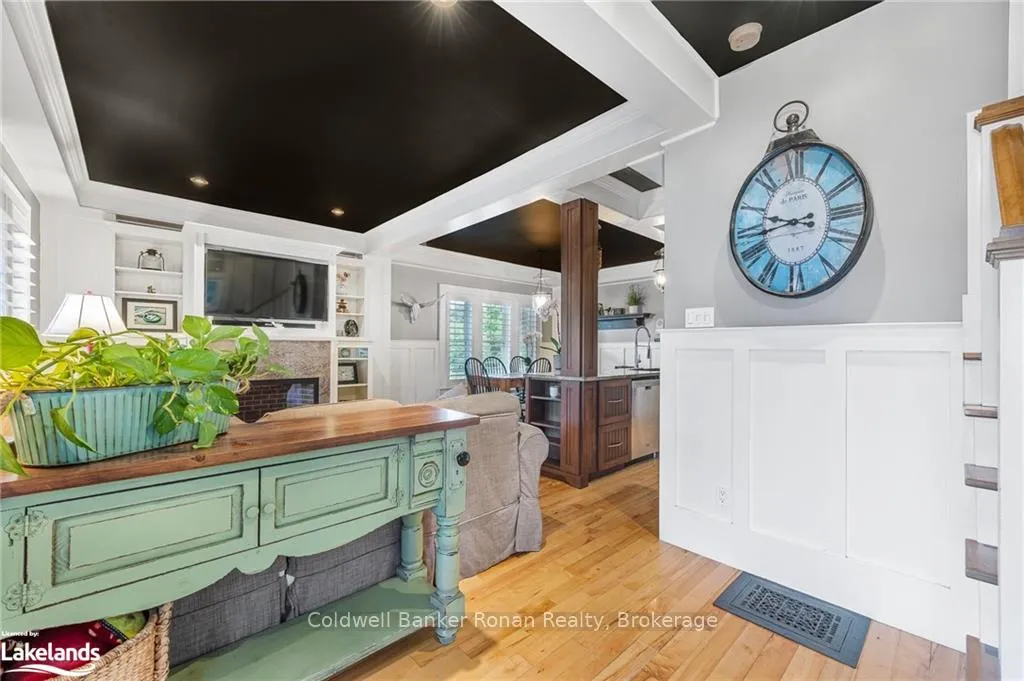 Photo 5 of 7597 County 9 Road, Clearview, Creemore — HOMEH