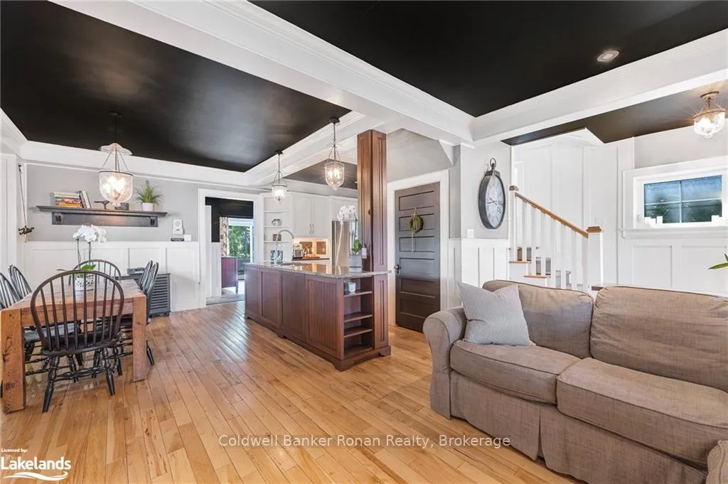 Photo 9 of 7597 County 9 Road, Clearview, Creemore — HOMEH