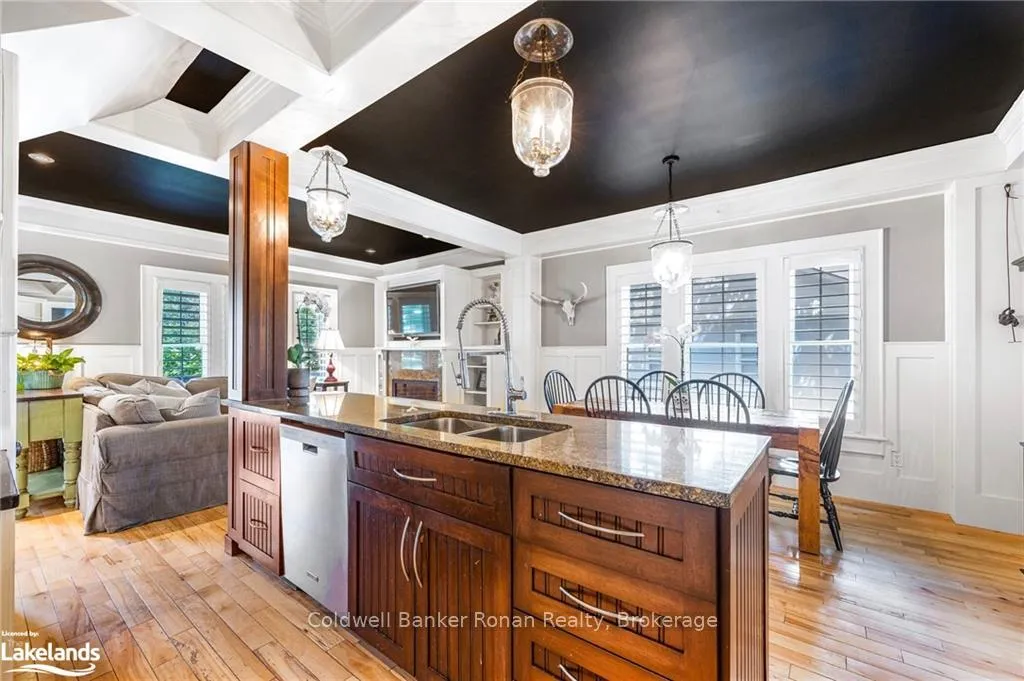 Photo 15 of 7597 County 9 Road, Clearview, Creemore — HOMEH