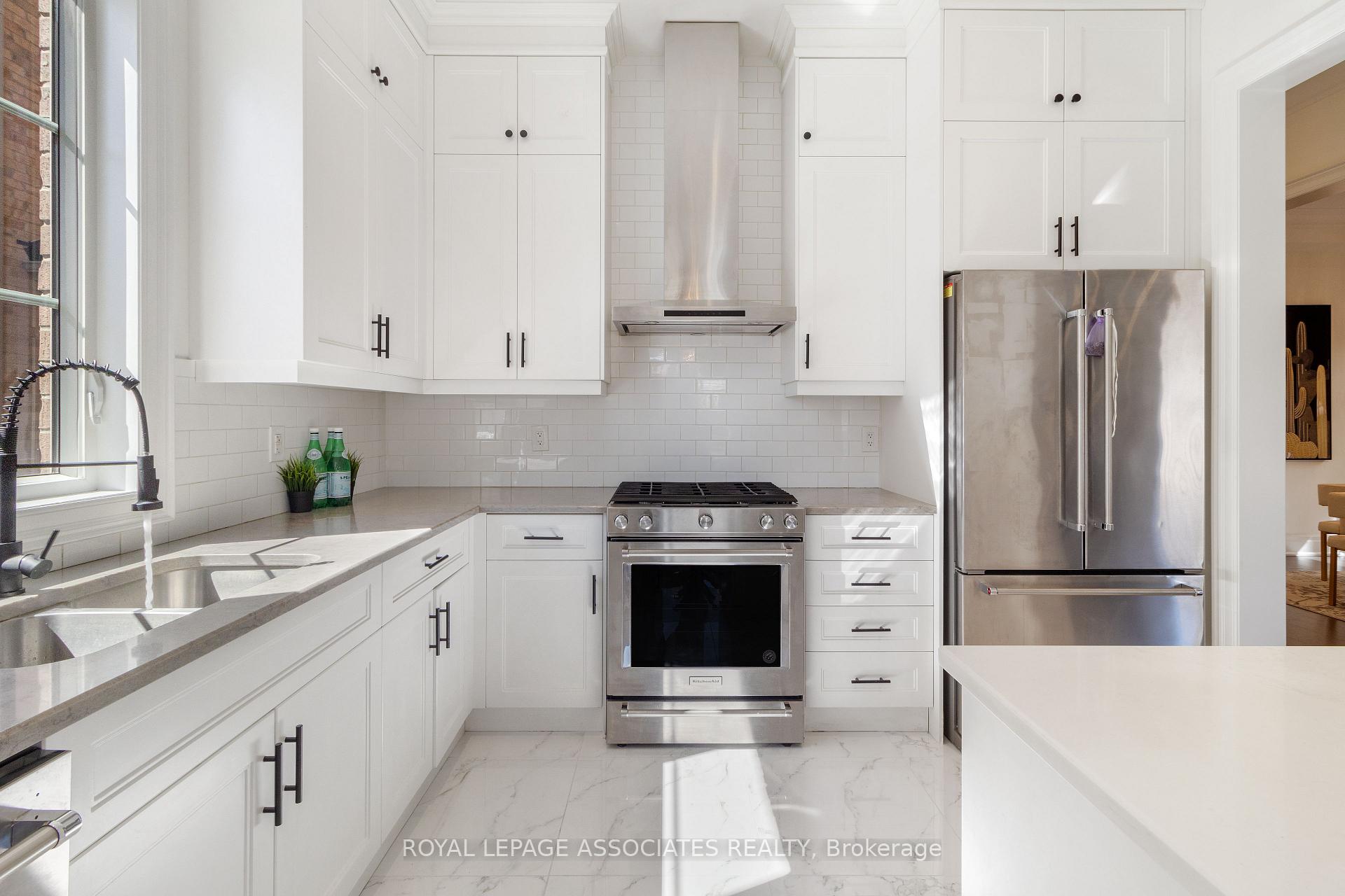 Photo 25 of 96 Torrey Pines Road, Vaughan, Kleinburg — HOMEH