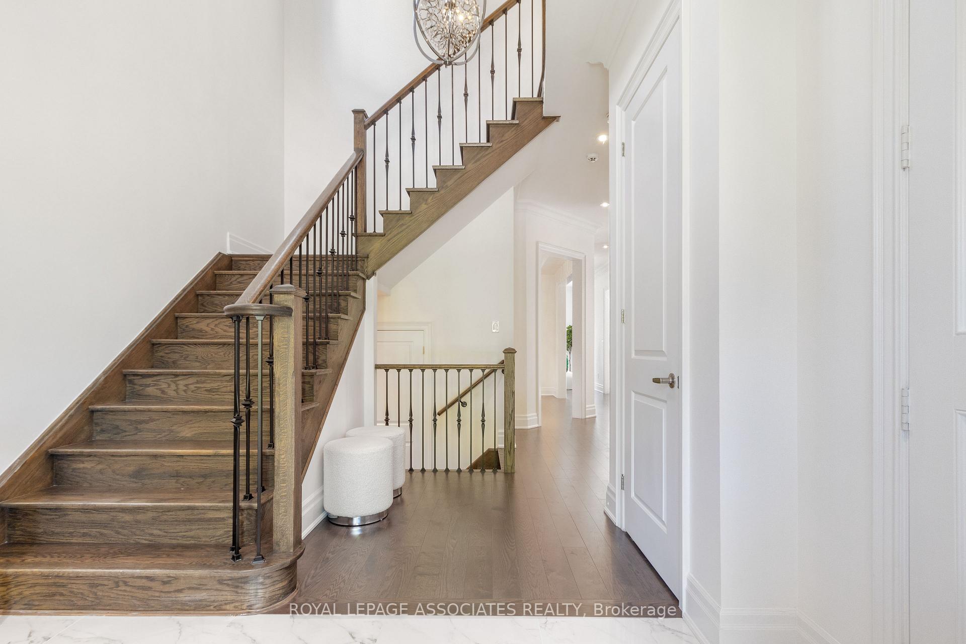 Photo 14 of 96 Torrey Pines Road, Vaughan, Kleinburg — HOMEH
