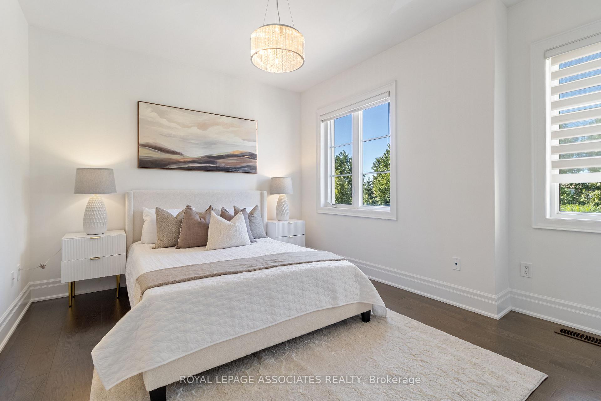 Photo 4 of 96 Torrey Pines Road, Vaughan, Kleinburg — HOMEH