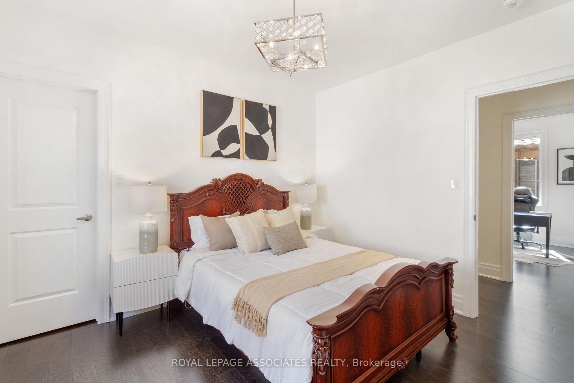 Photo 32 of 96 Torrey Pines Road, Vaughan, Kleinburg — HOMEH