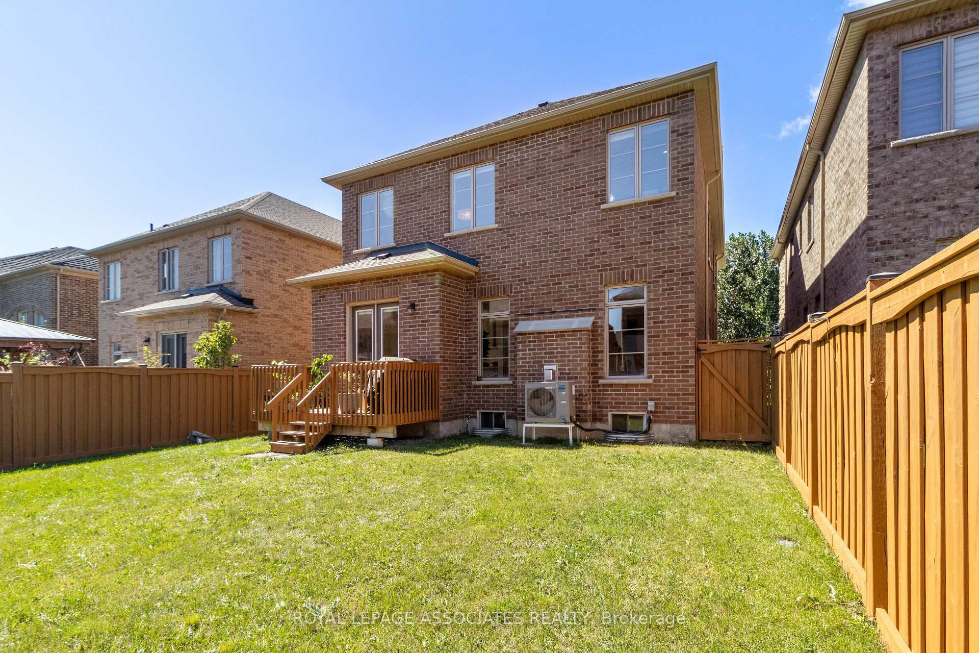 Photo 29 of 96 Torrey Pines Road, Vaughan, Kleinburg — HOMEH