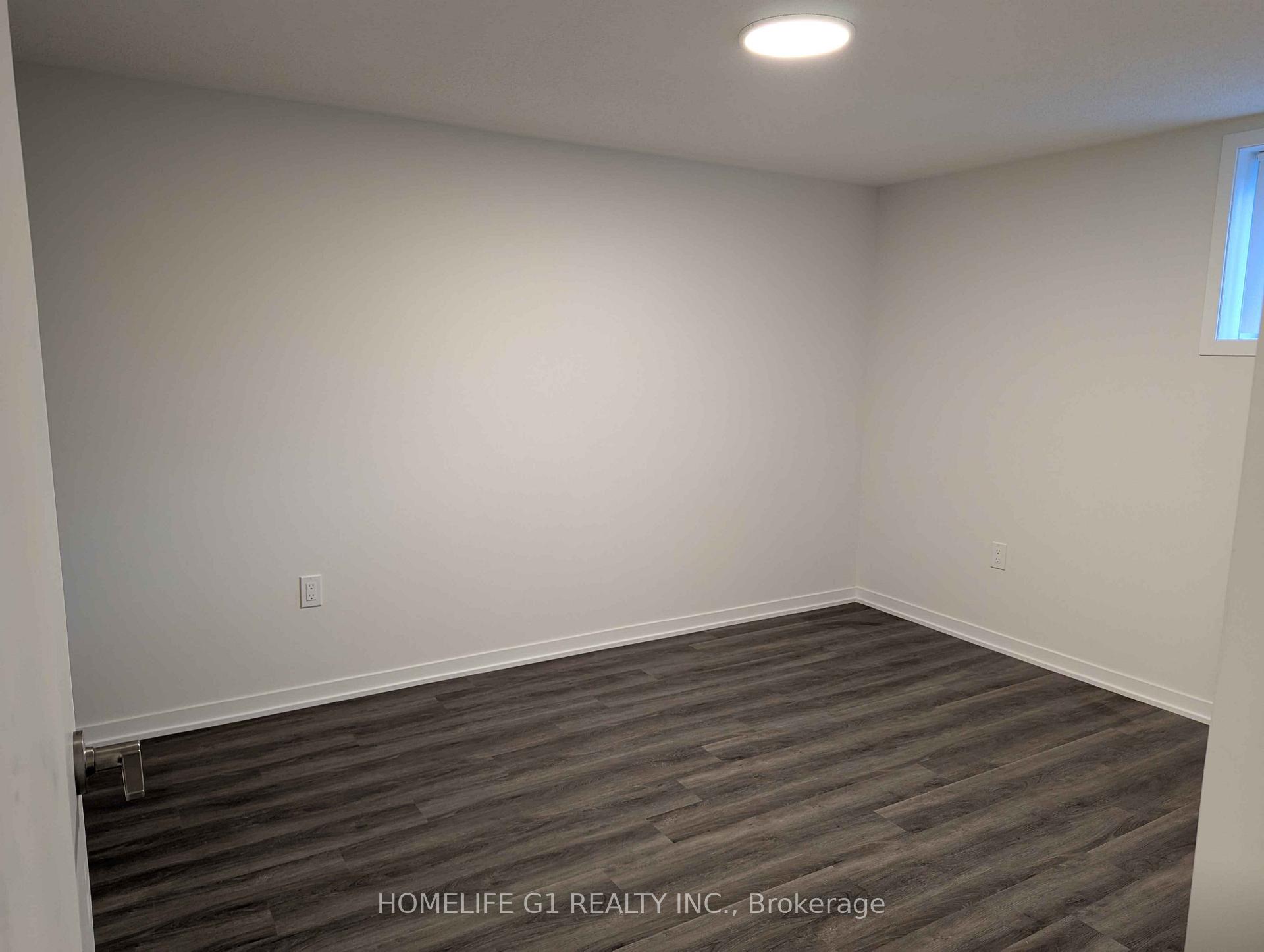 Photo 7 of Unit 270, 150 Honeycrisp Crescent, Vaughan, Vaughan Grove — HOMEH
