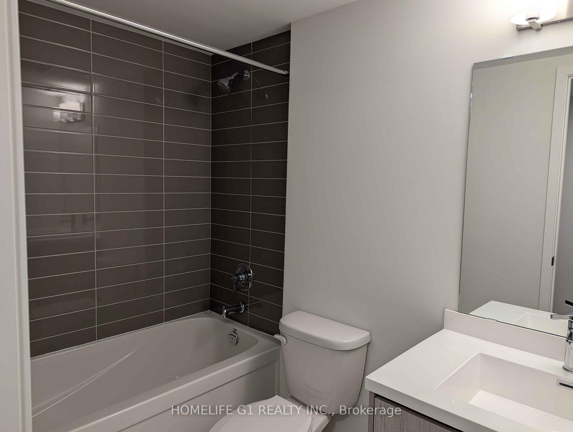 Photo 8 of Unit 270, 150 Honeycrisp Crescent, Vaughan, Vaughan Grove — HOMEH