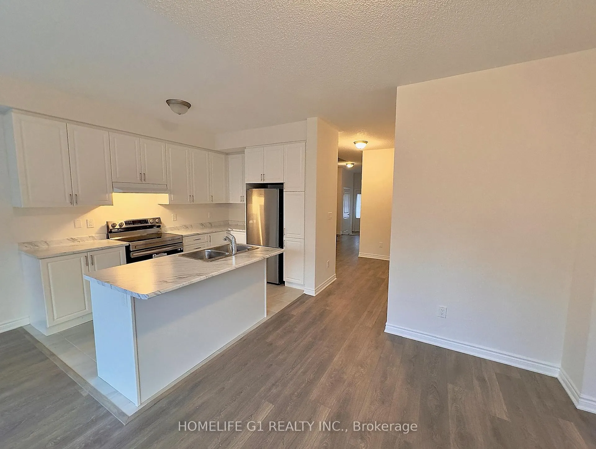 Photo 5 of 51 Sapphire Way, Thorold, Rolling Meadows — HOMEH