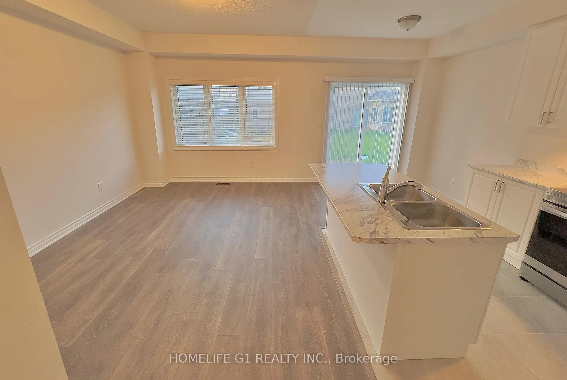Photo 13 of 51 Sapphire Way, Thorold, Rolling Meadows — HOMEH