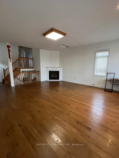 Photo 6 of 53 Avenida Street, Markham, Middlefield — HOMEH