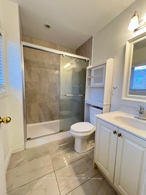 Photo 17 of 53 Avenida Street, Markham, Middlefield — HOMEH