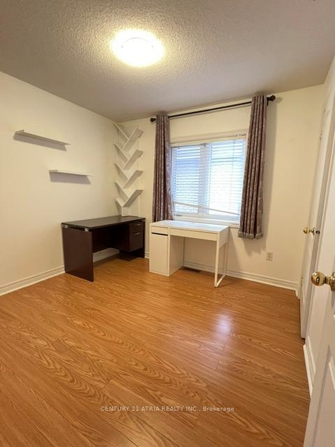 Photo 9 of 53 Avenida Street, Markham, Middlefield — HOMEH