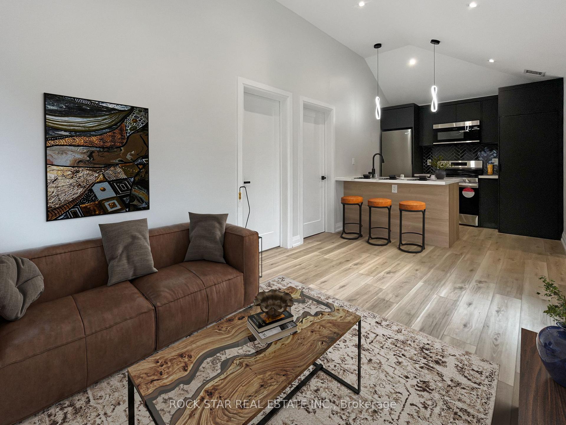 Photo 13 of 110R Deschene Avenue, Hamilton, Greeningdon — HOMEH