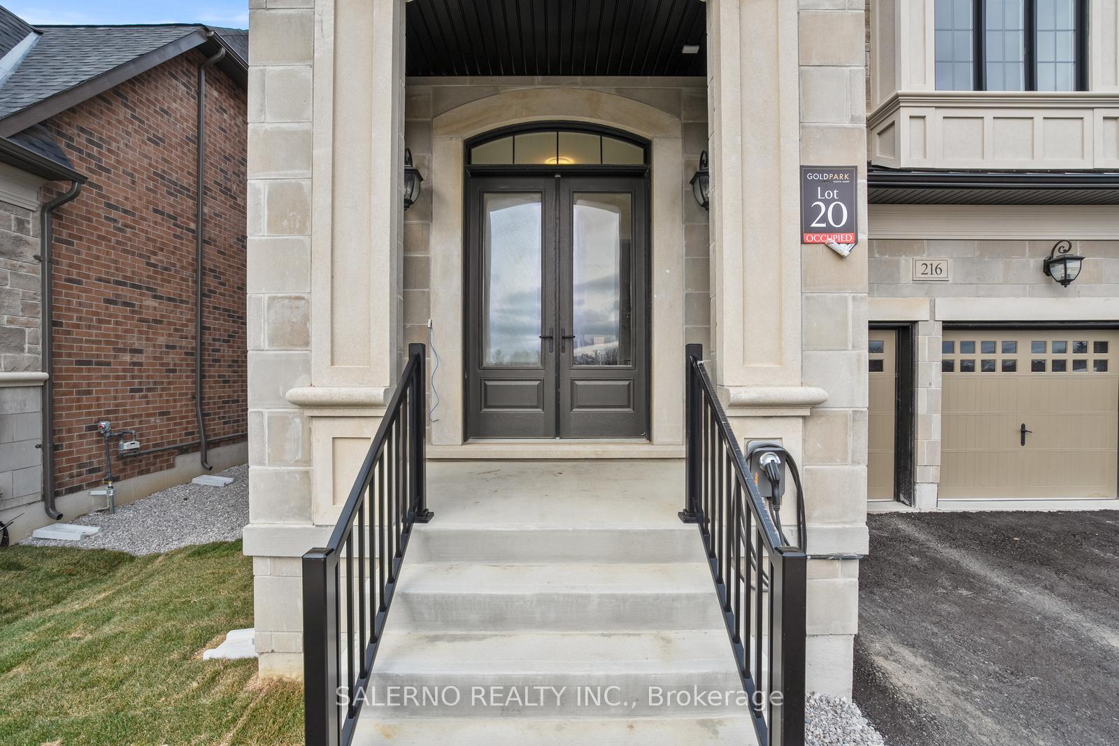 Photo 10 of 216 Silver Creek Drive, Vaughan, Vellore Village — HOMEH