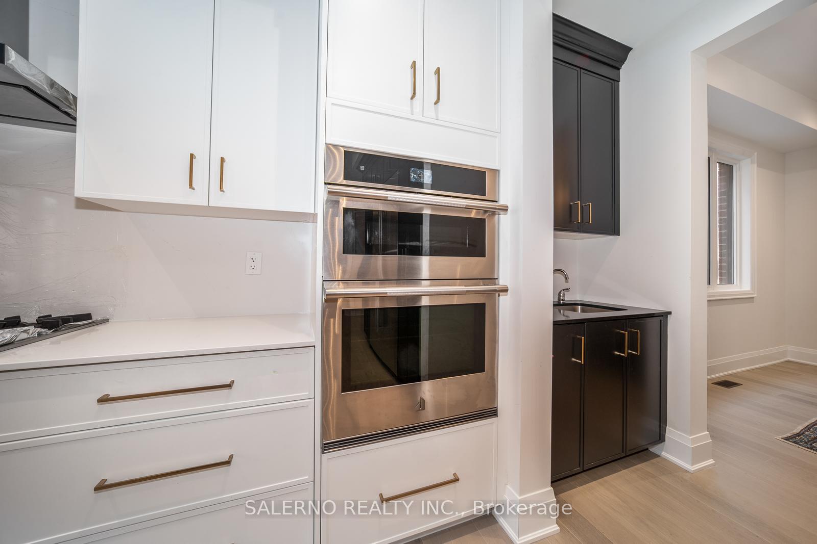 Photo 8 of 216 Silver Creek Drive, Vaughan, Vellore Village — HOMEH
