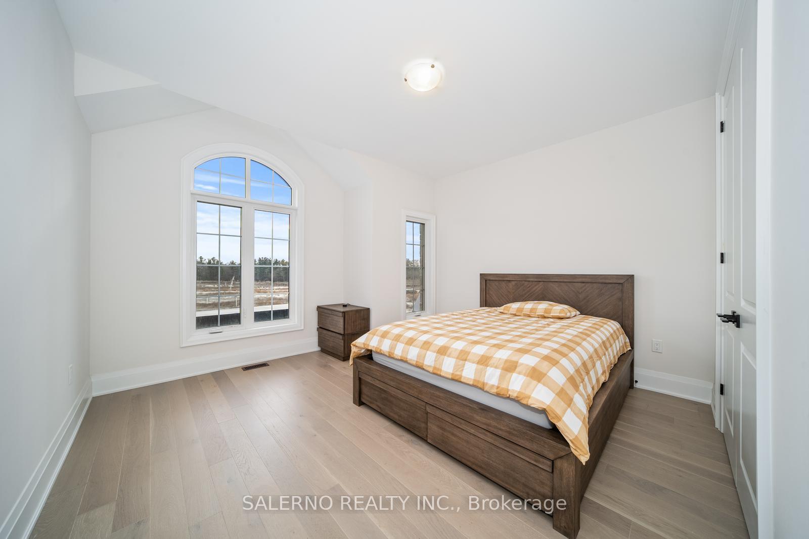 Photo 34 of 216 Silver Creek Drive, Vaughan, Vellore Village — HOMEH