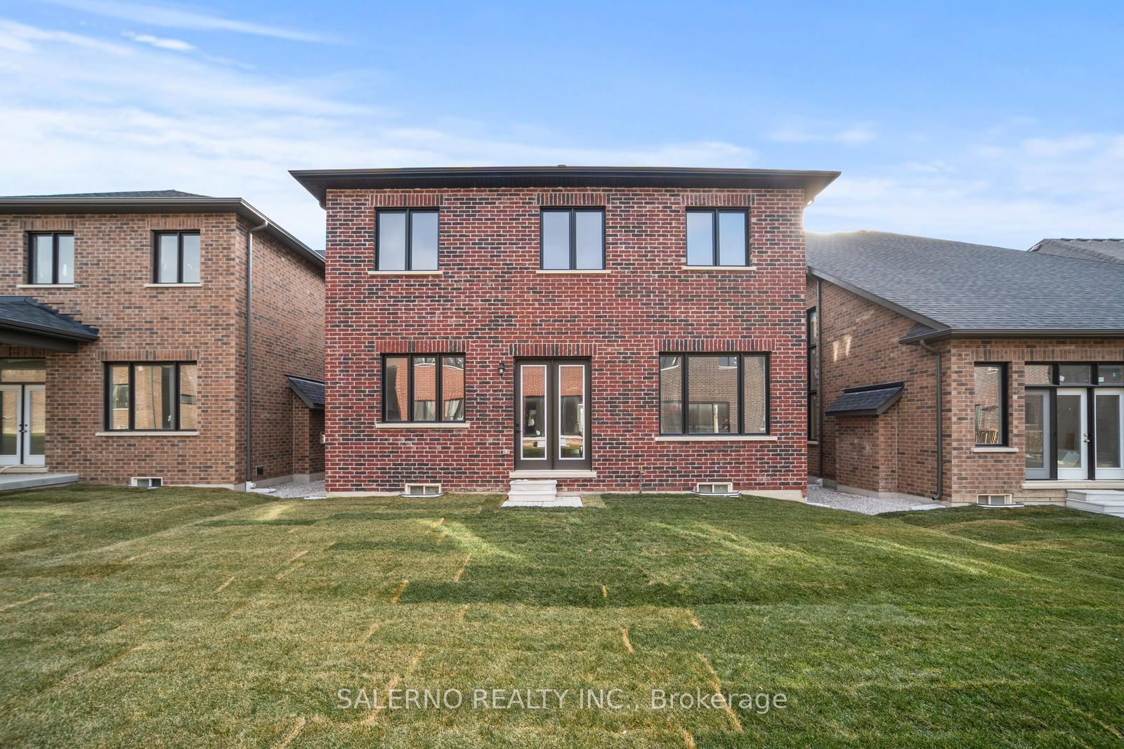Photo 36 of 216 Silver Creek Drive, Vaughan, Vellore Village — HOMEH