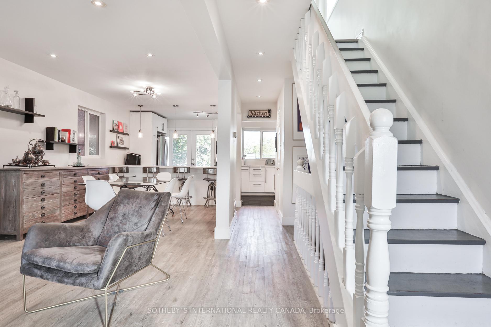Photo 8 of 38 Belvidere Avenue, Toronto, Oakwood Village — HOMEH