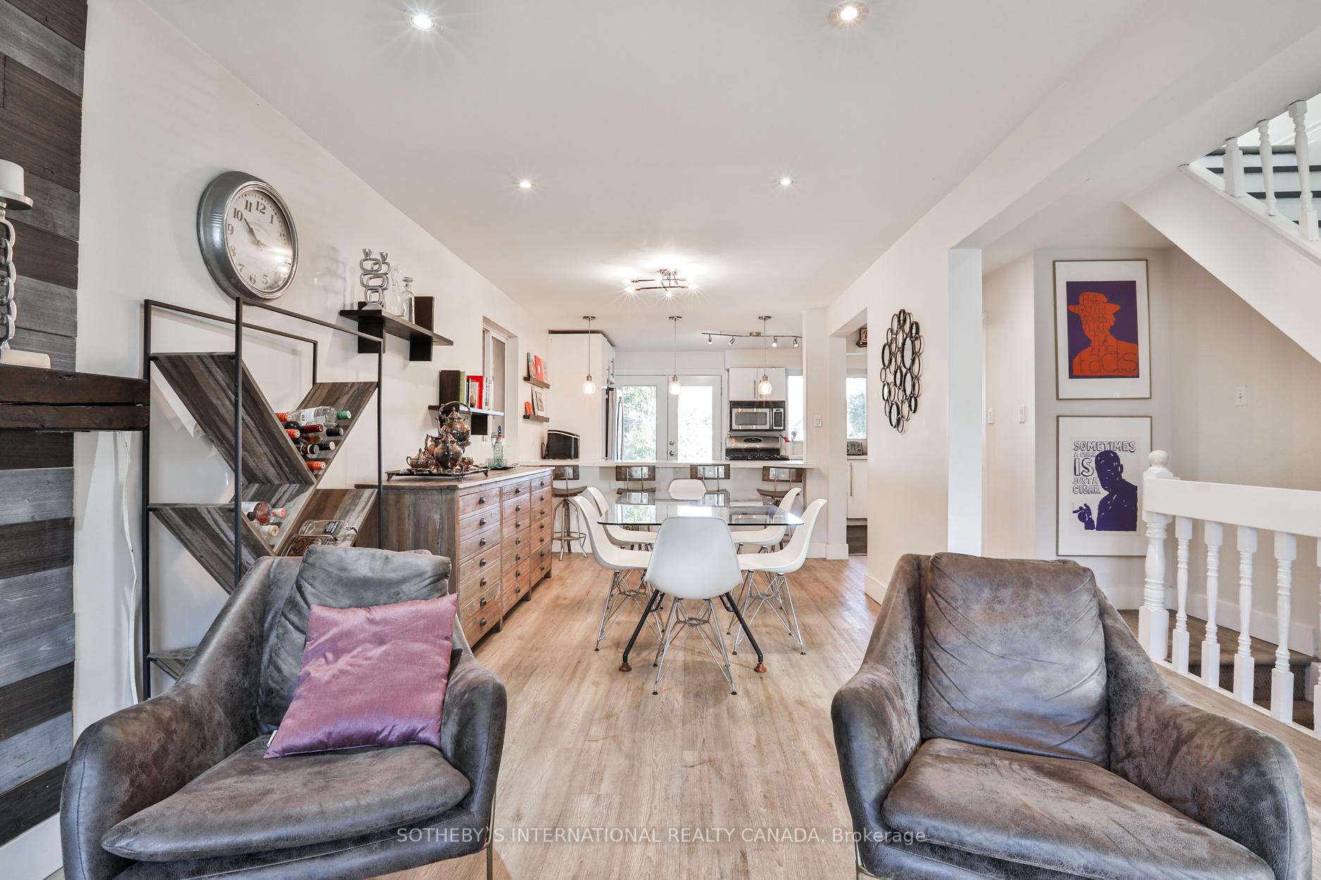 Photo 16 of 38 Belvidere Avenue, Toronto, Oakwood Village — HOMEH