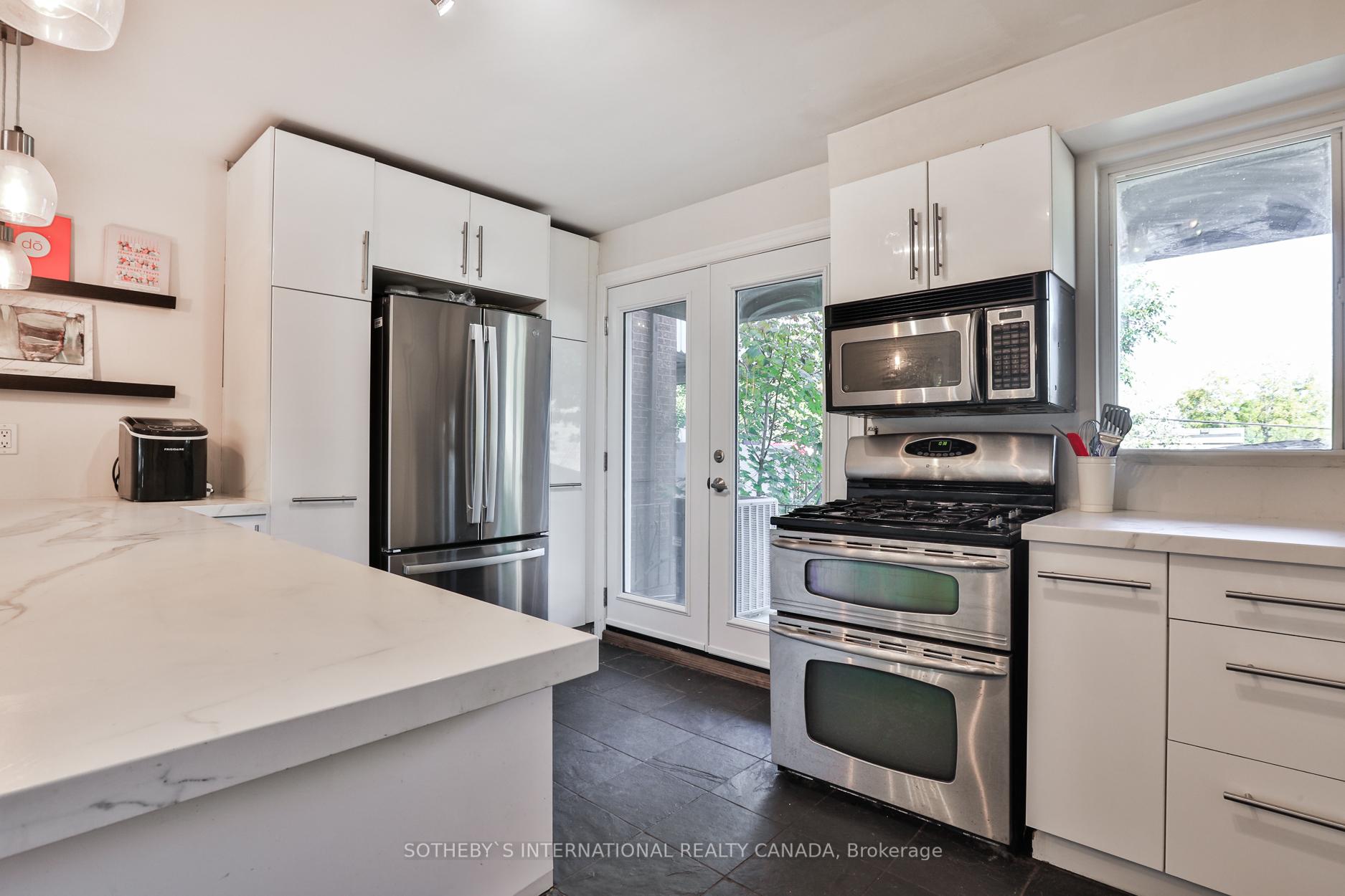 Photo 15 of 38 Belvidere Avenue, Toronto, Oakwood Village — HOMEH