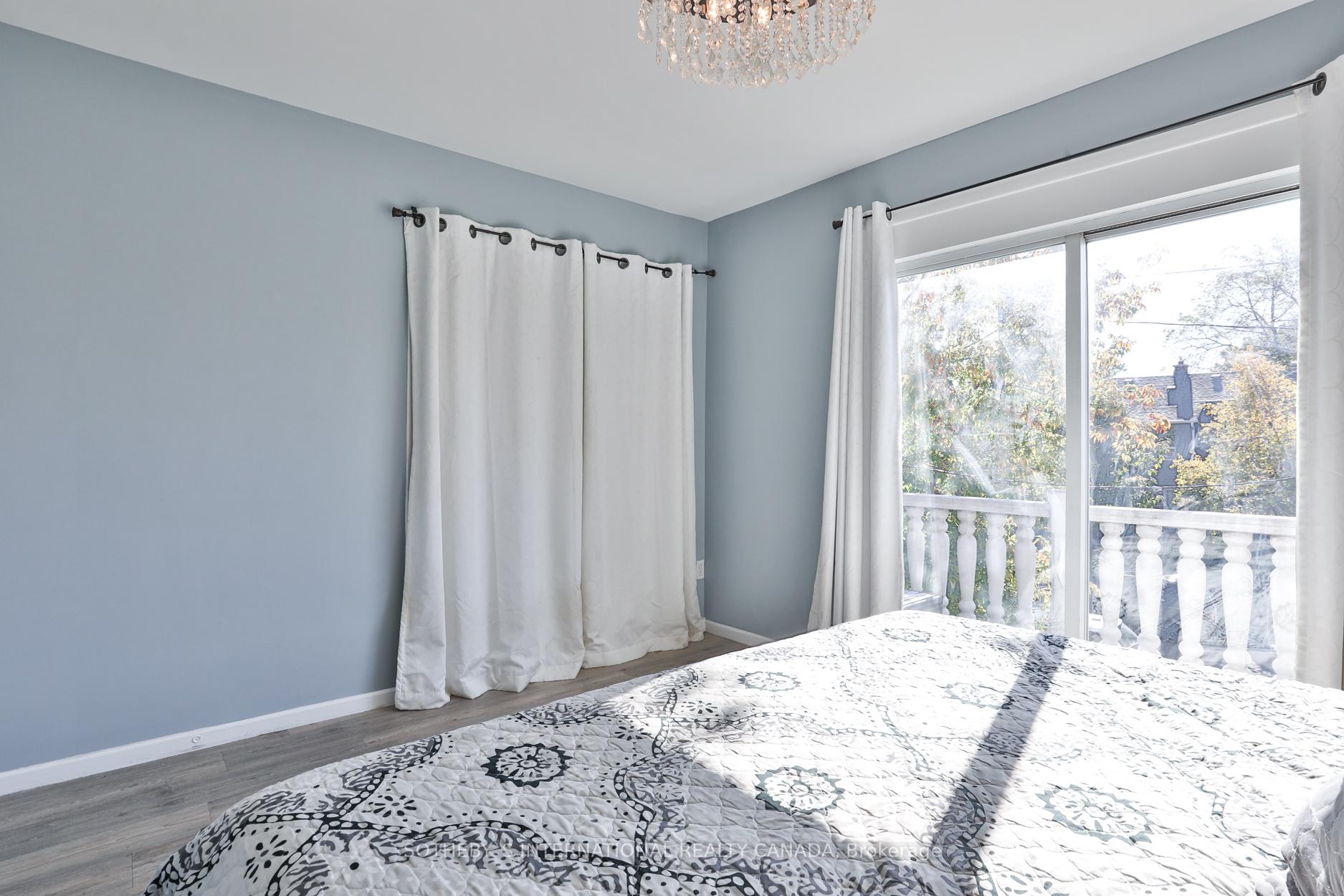 Photo 24 of 38 Belvidere Avenue, Toronto, Oakwood Village — HOMEH