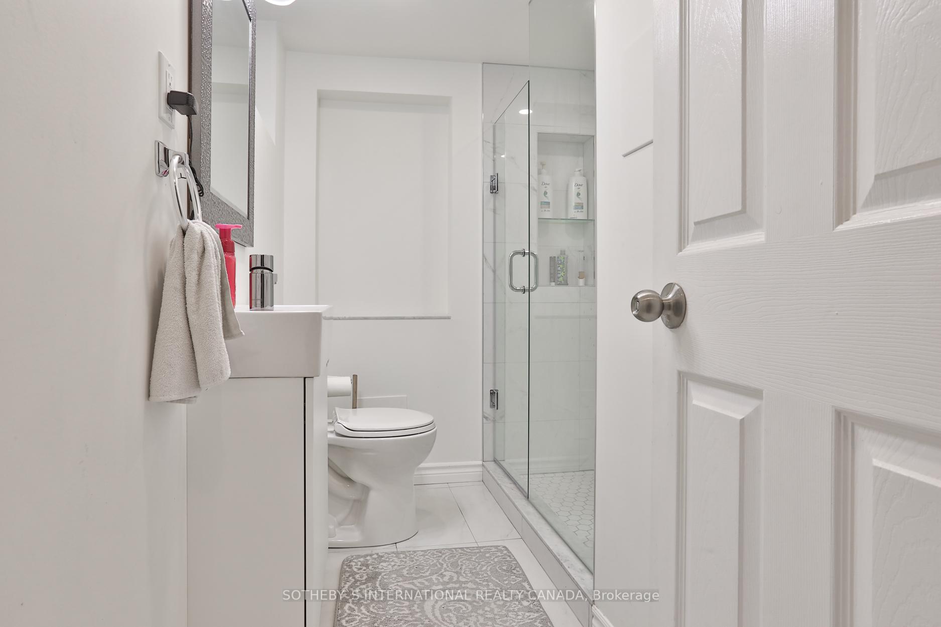 Photo 26 of 38 Belvidere Avenue, Toronto, Oakwood Village — HOMEH