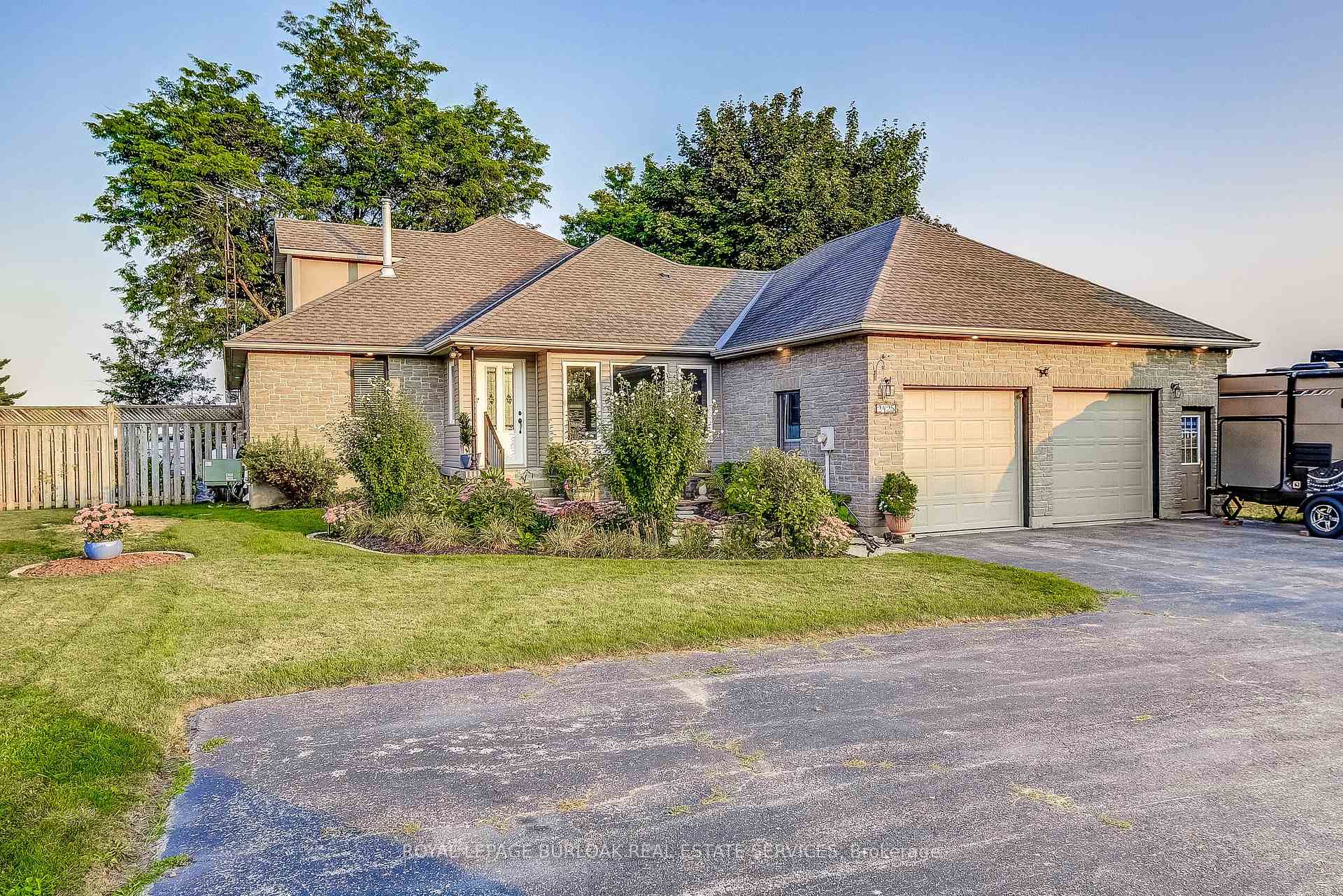 Photo 10 of 2425 Hespeler Road, Cambridge — HOMEH