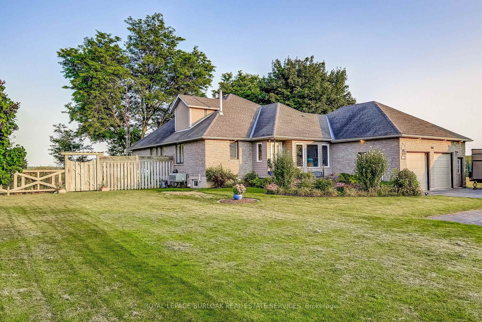 Photo 34 of 2425 Hespeler Road, Cambridge — HOMEH