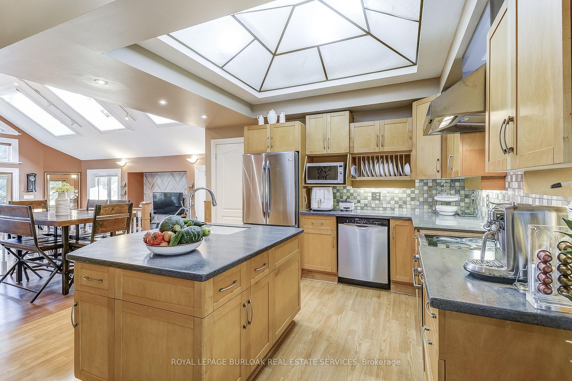 Photo 7 of 2425 Hespeler Road, Cambridge — HOMEH
