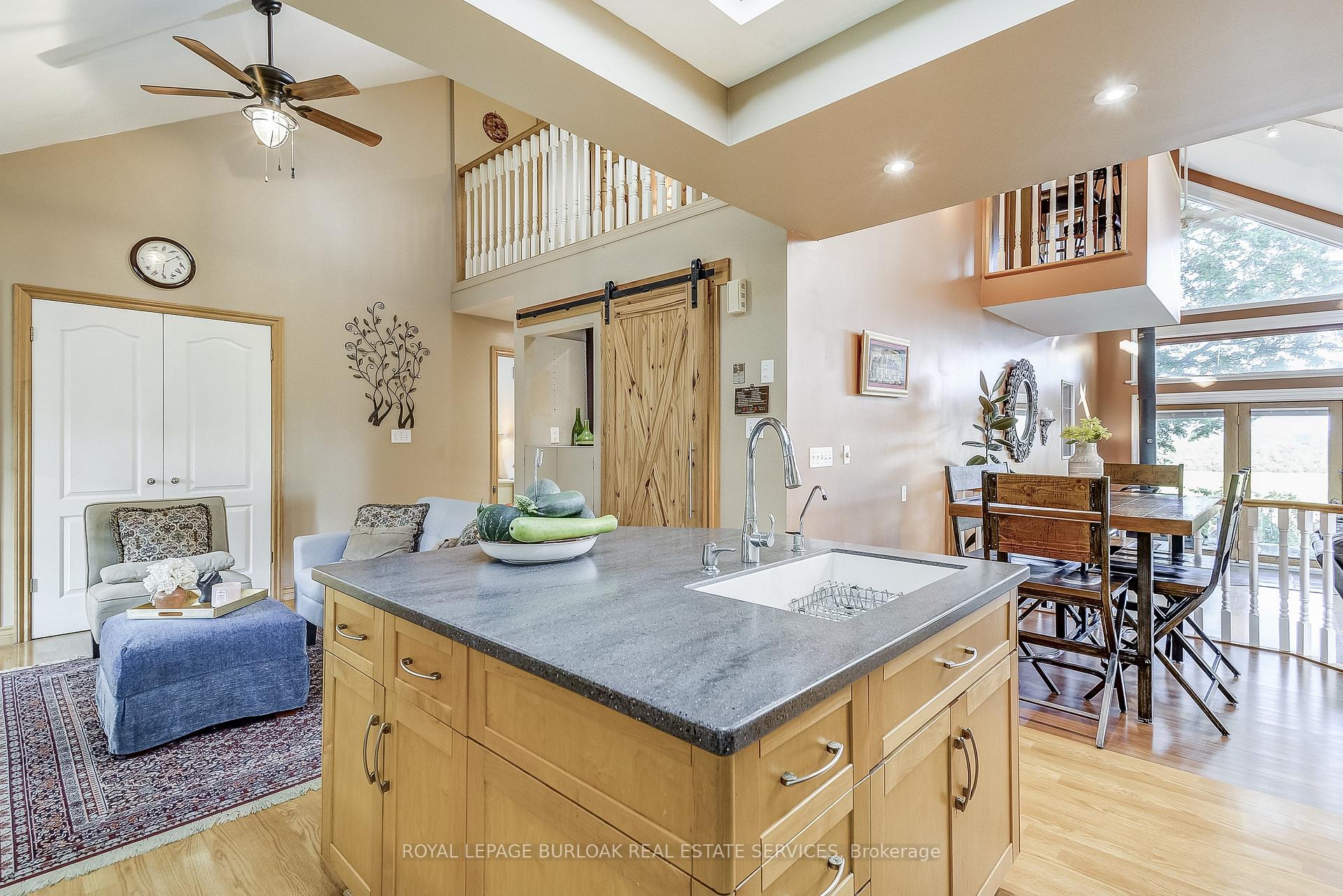 Photo 6 of 2425 Hespeler Road, Cambridge — HOMEH