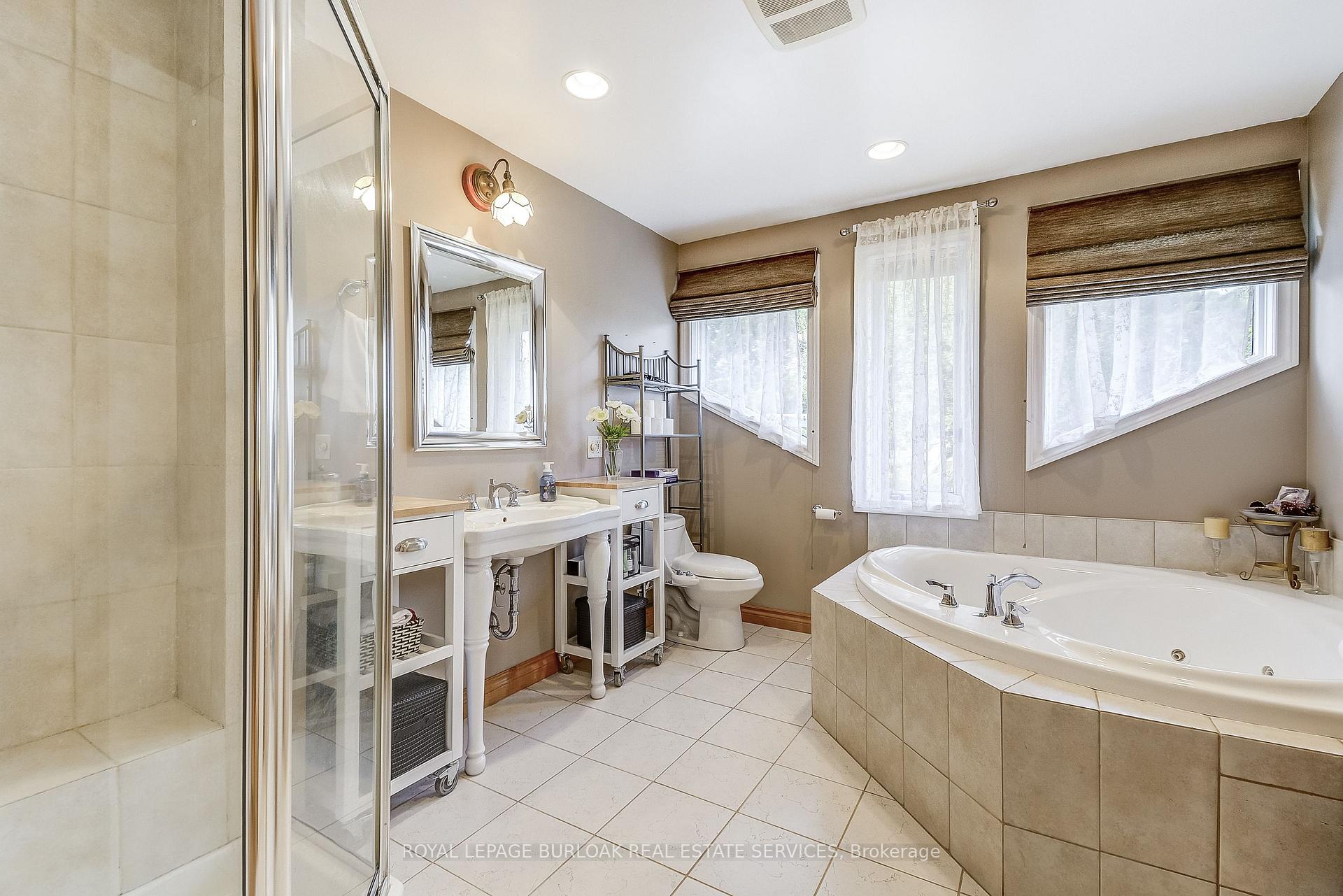 Photo 20 of 2425 Hespeler Road, Cambridge — HOMEH