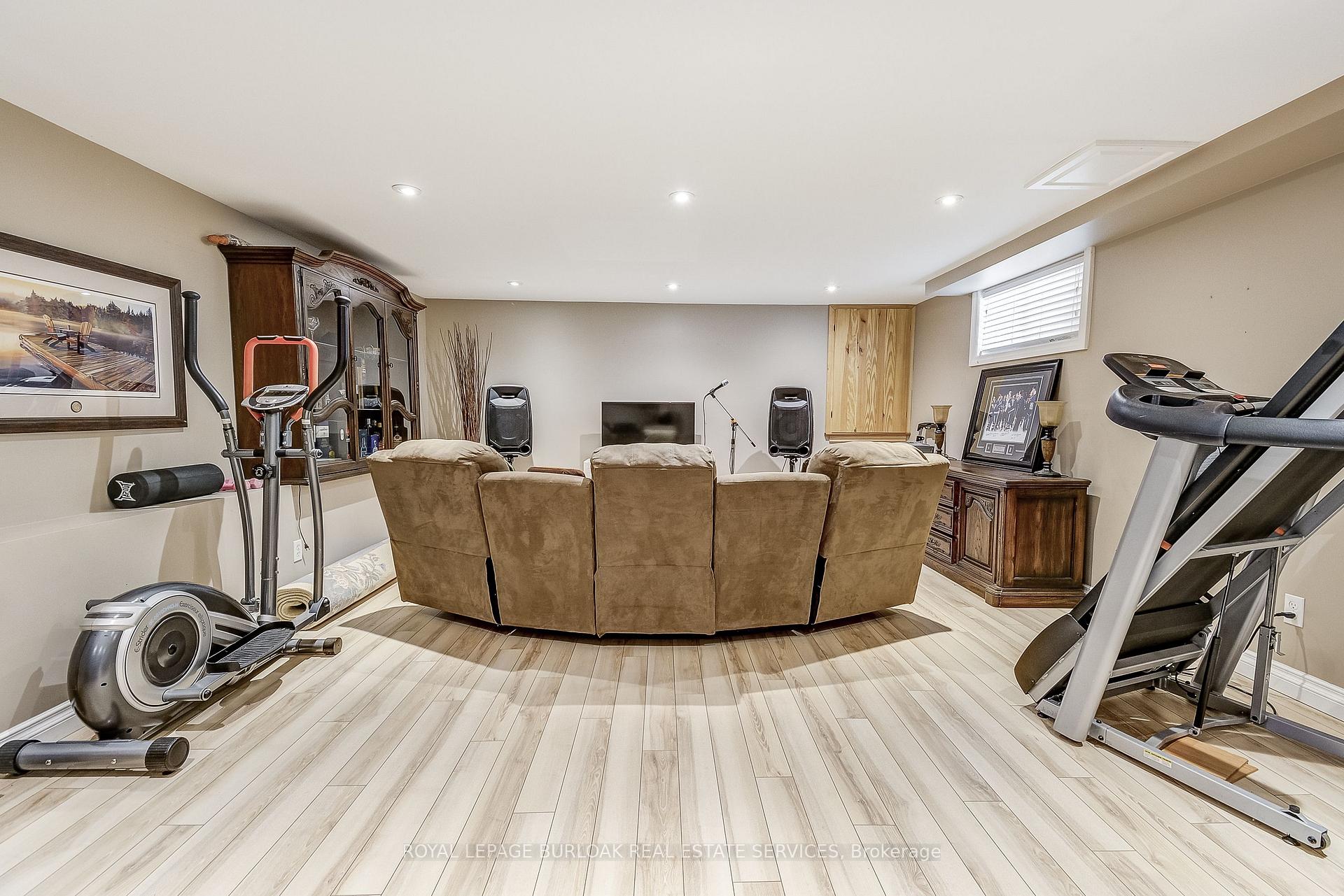 Photo 29 of 2425 Hespeler Road, Cambridge — HOMEH