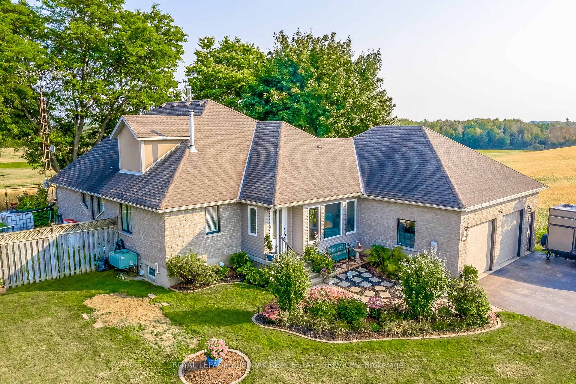 Photo 25 of 2425 Hespeler Road, Cambridge — HOMEH