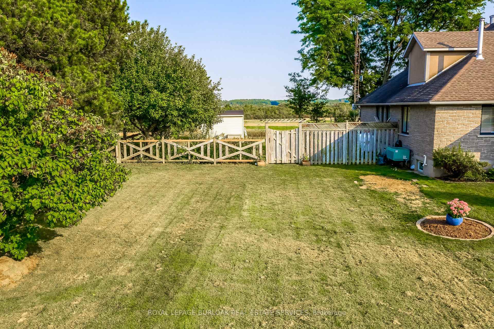 Photo 35 of 2425 Hespeler Road, Cambridge — HOMEH