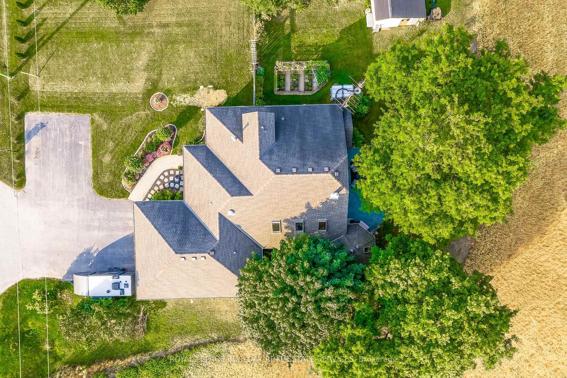 Photo 30 of 2425 Hespeler Road, Cambridge — HOMEH
