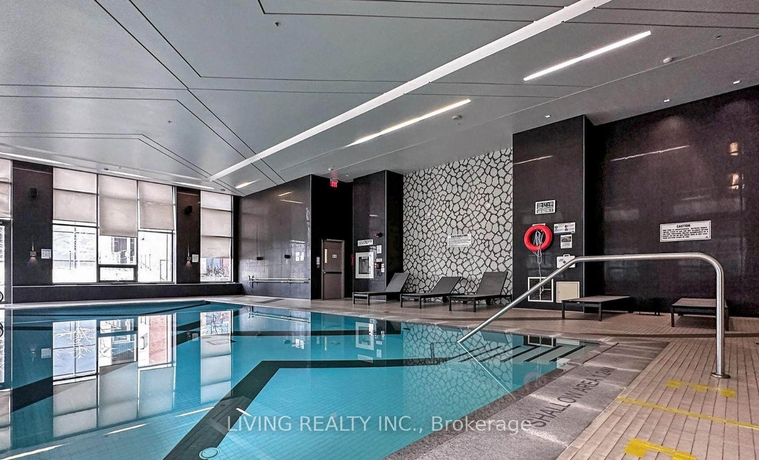Photo 3 of Unit 211, 18 Uptown Drive, Markham, Unionville — HOMEH