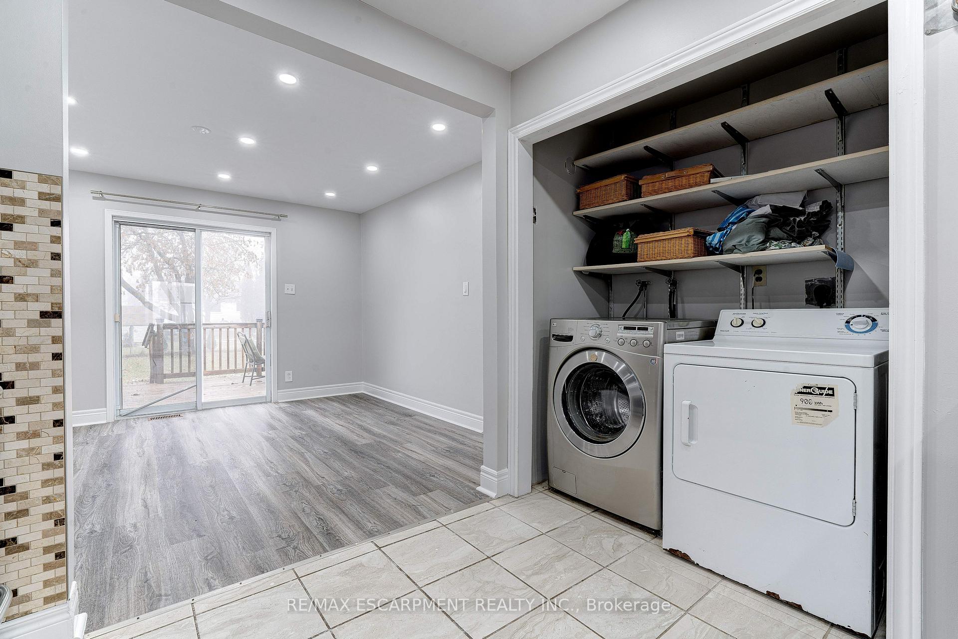 Photo 6 of 17 Lakeview Avenue, Grimsby, Grimsby Beach — HOMEH