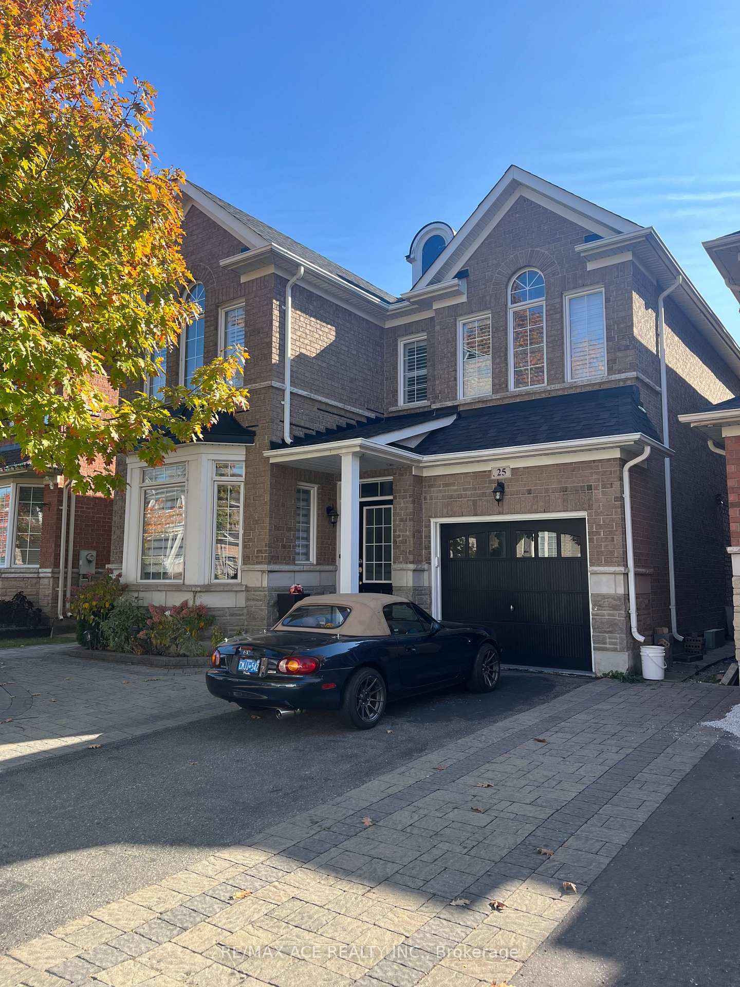 Front of Unit BSMT, 25 Hislop Drive