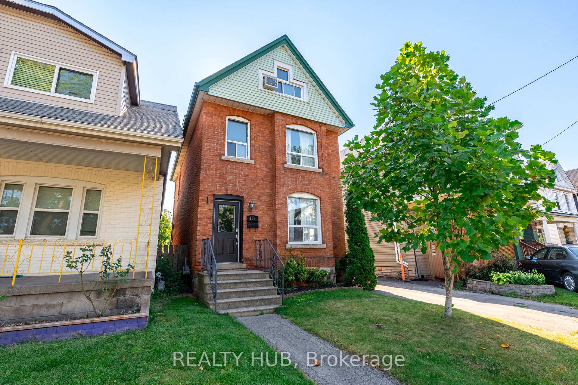 Photo 1 of 162 Avondale Street, Hamilton, Crown Point — HOMEH