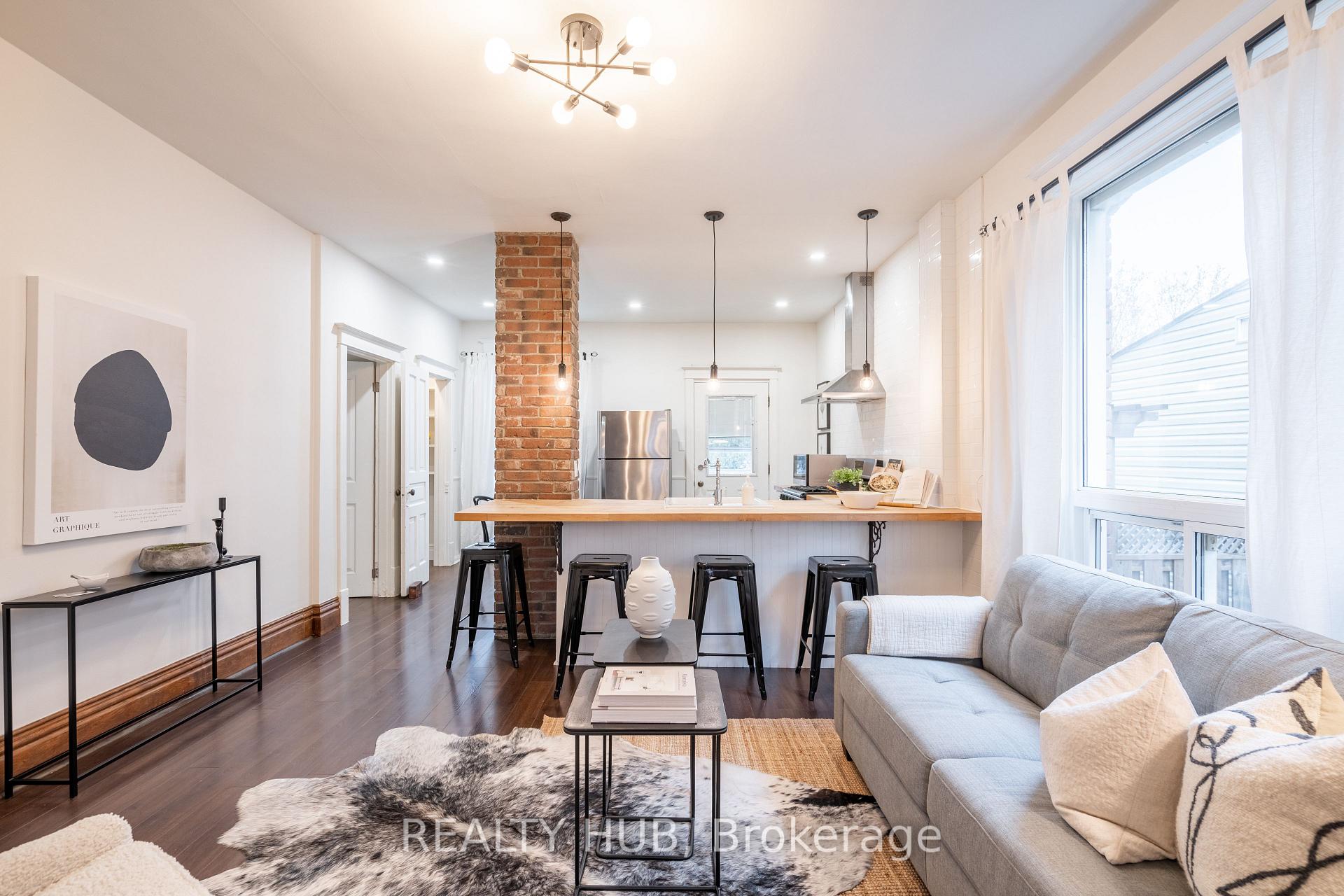 Photo 16 of 162 Avondale Street, Hamilton, Crown Point — HOMEH