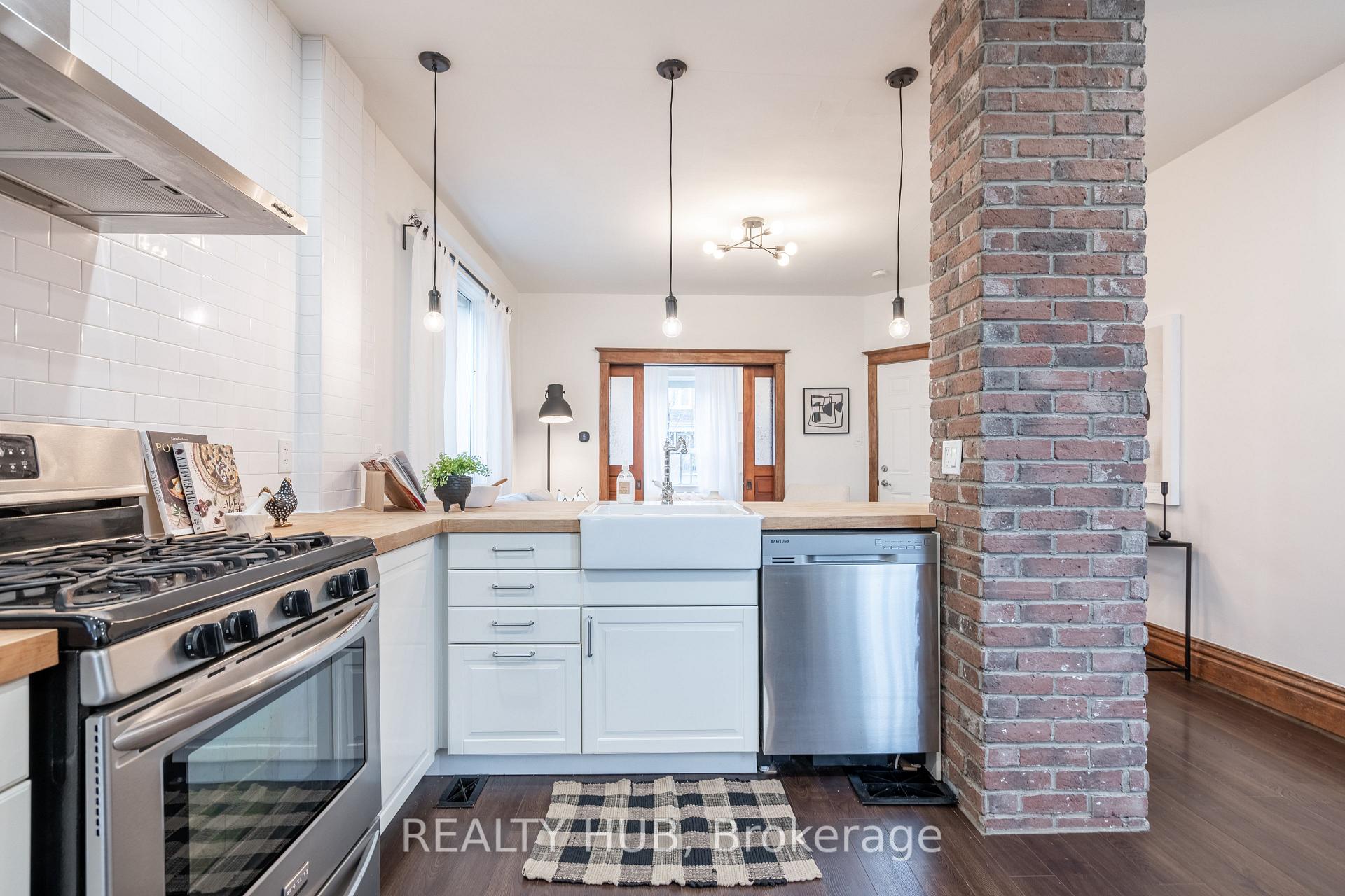 Photo 25 of 162 Avondale Street, Hamilton, Crown Point — HOMEH