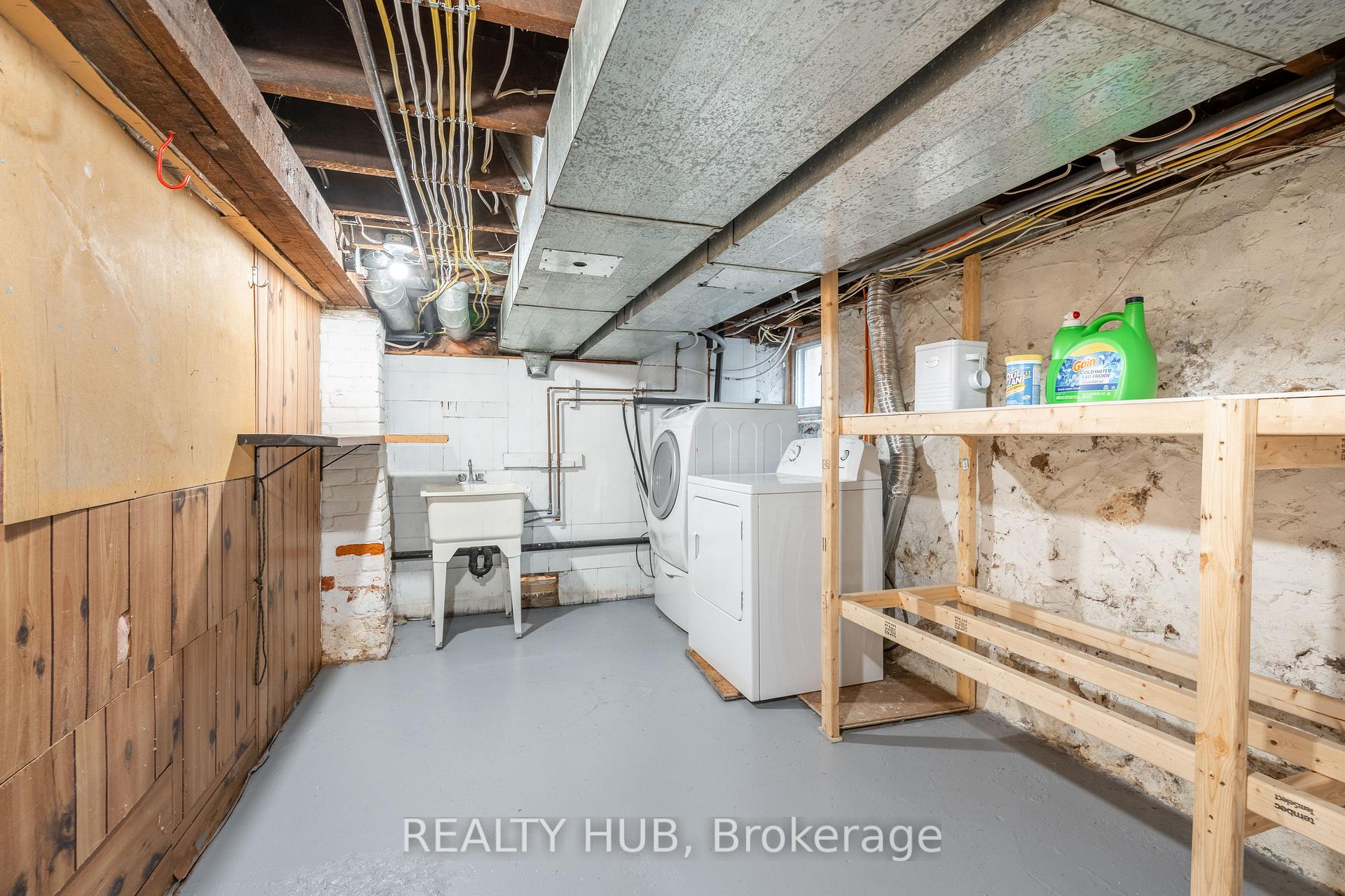 Photo 23 of 162 Avondale Street, Hamilton, Crown Point — HOMEH