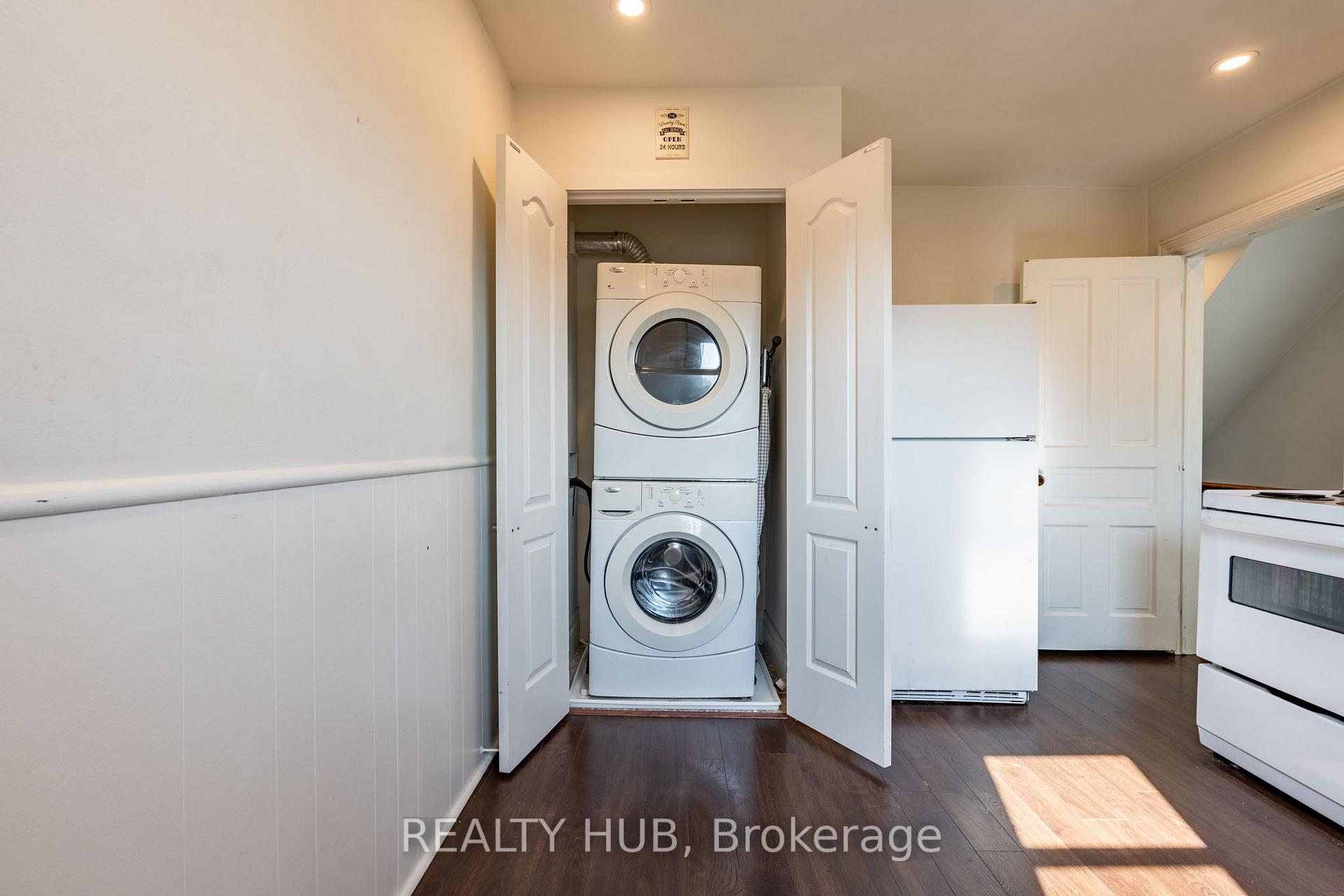 Photo 19 of 162 Avondale Street, Hamilton, Crown Point — HOMEH