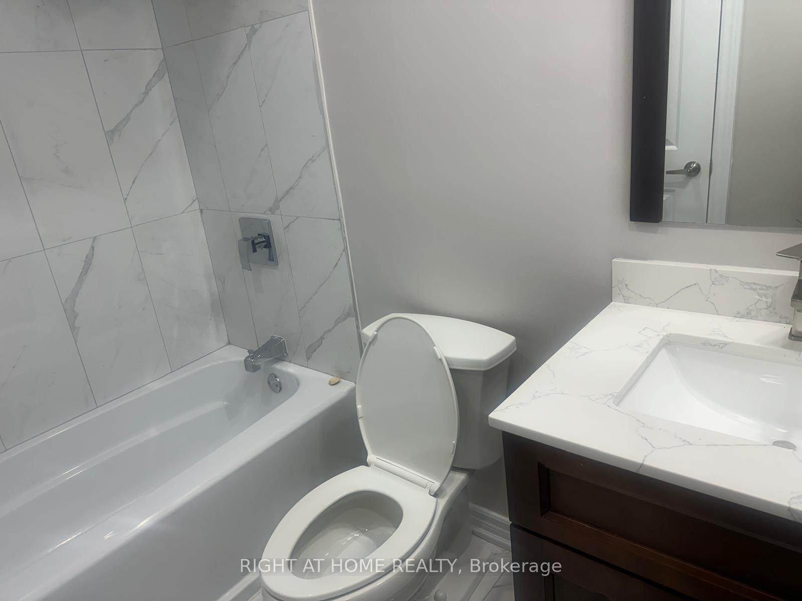 Photo 2 of Unit MAIN, 1620 Mcbrady Crescent, Pickering, Brock Ridge — HOMEH