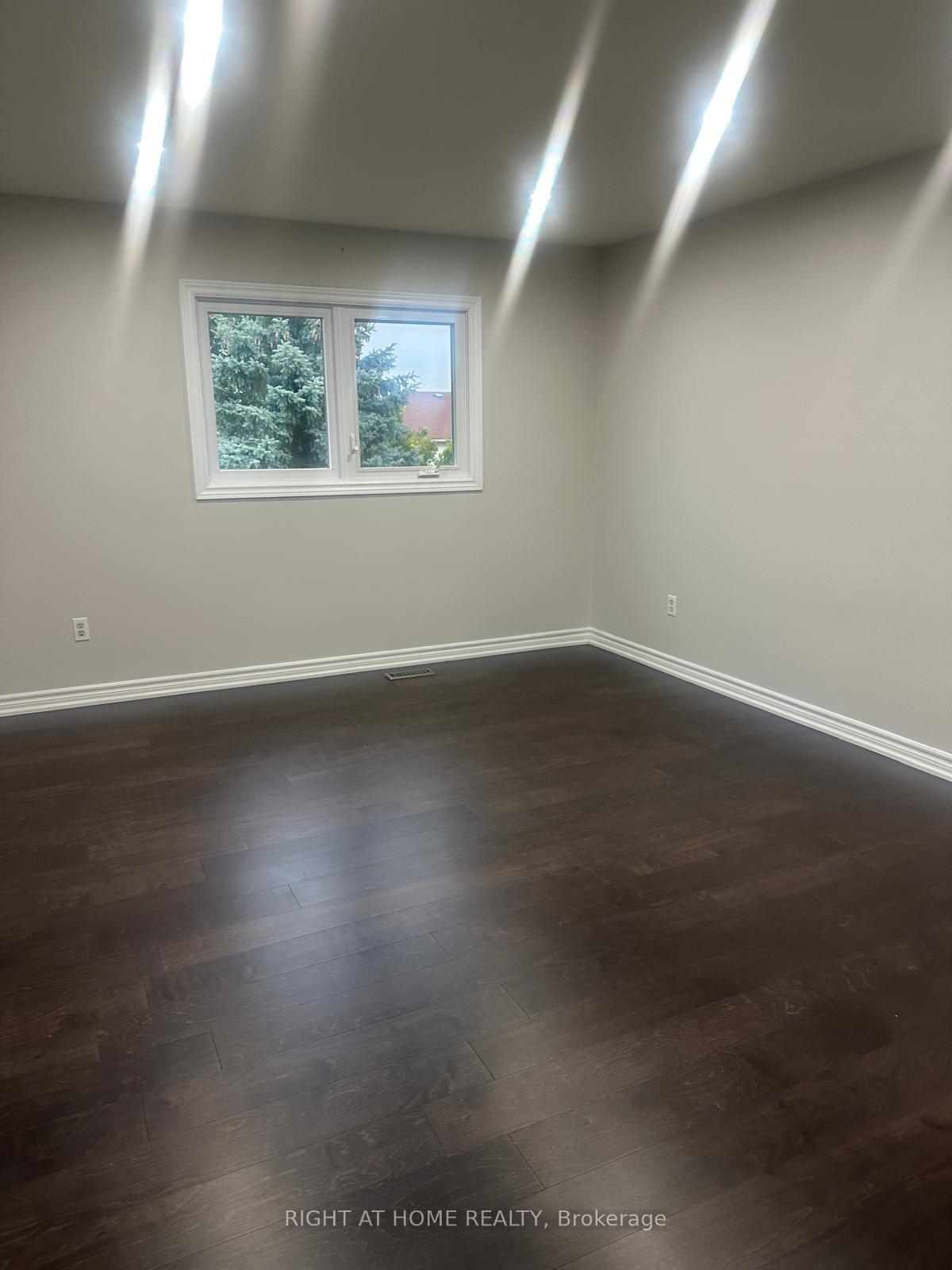 Photo 8 of Unit MAIN, 1620 Mcbrady Crescent, Pickering, Brock Ridge — HOMEH