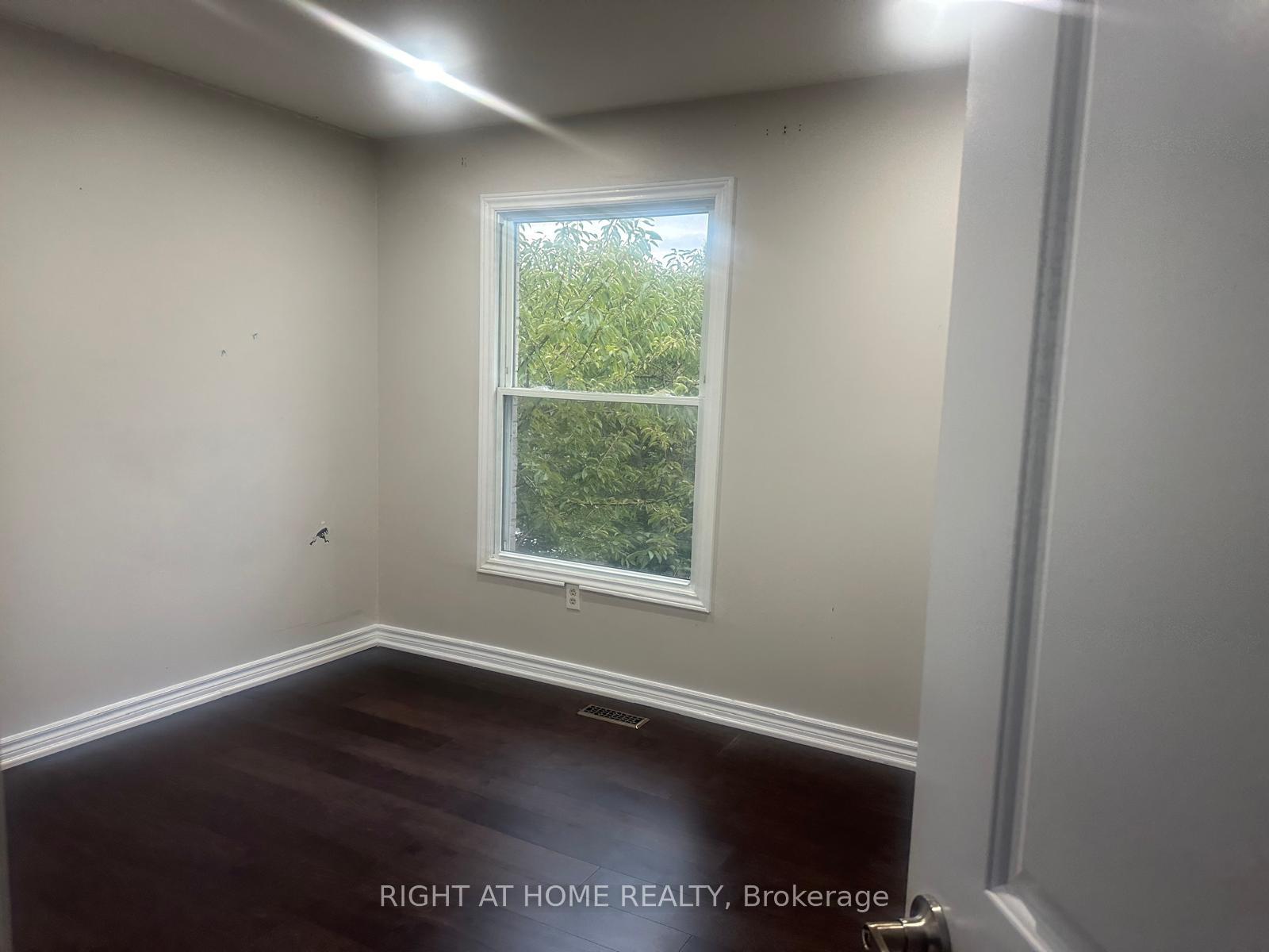 Photo 9 of Unit MAIN, 1620 Mcbrady Crescent, Pickering, Brock Ridge — HOMEH